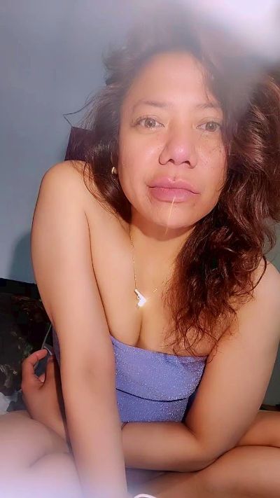 Tikie4u's Webcam Live Show