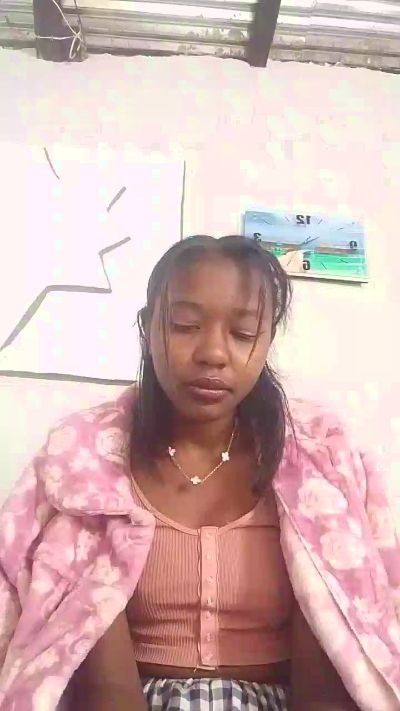 Vannyah2's Webcam Live Show