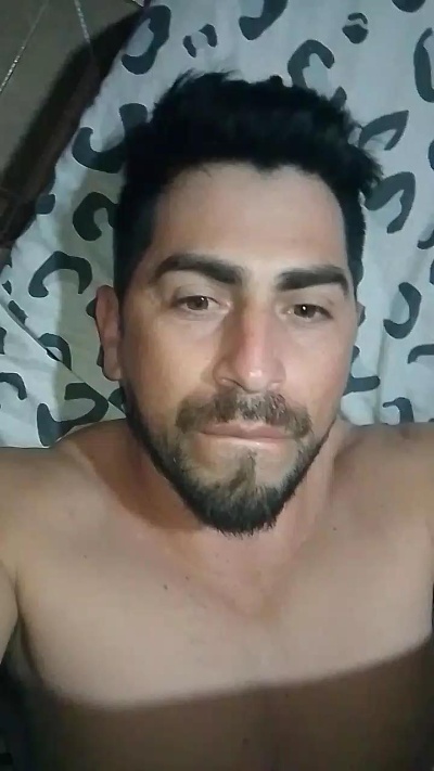 adrian2335's Webcam Live Show
