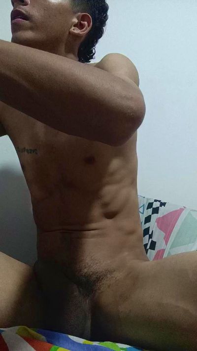 carlos682090's Webcam Live Show