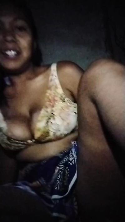 honey_3xxx's Webcam Live Show