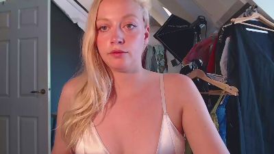 lucyelena's Webcam Live Show