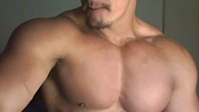 muscleoss's Webcam Live Show