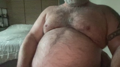pissbear_sexy's Webcam Live Show