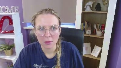 xZoey's Webcam Live Show