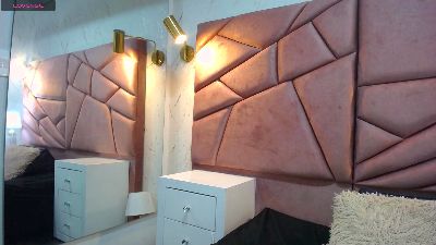 zoesilver1's Webcam Live Show