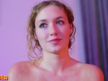 _taylor_swift's Webcam Live Show