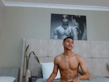 adam_piarse's Webcam Live Show