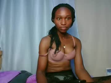 Sehen Sie sich cute_tashas Live-Sexshow an