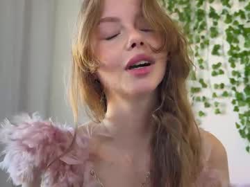 elli_harmon's Webcam Live Show