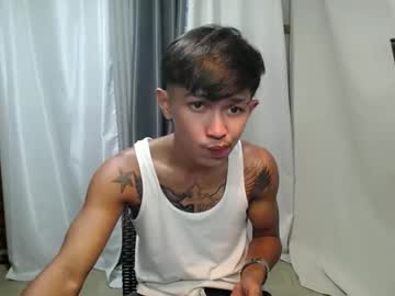 hugecockchristian's Webcam Live Show