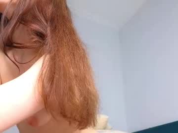 lovepilll's Webcam Live Show