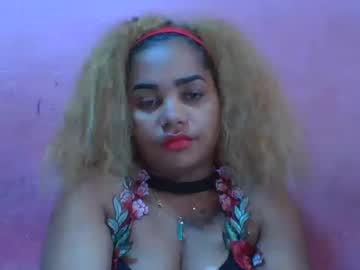 monica1612's Webcam Live Show