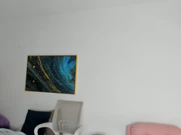 Watch naomiiii__'s Live Sex Show