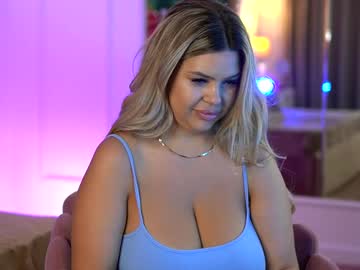 sophieboobsx's Webcam Live Show