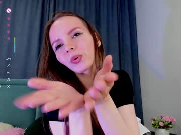 Sehen Sie sich sunny_bambis Live-Sexshow an
