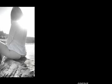 variety_moments's Webcam Live Show