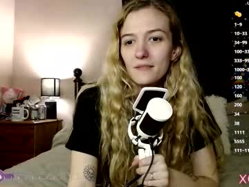 xelliee_rosex's Webcam Live Show