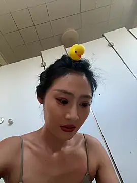 linger-23's Webcam Live Show
