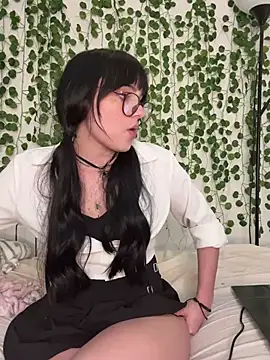 HannaDrips's Webcam Live Show