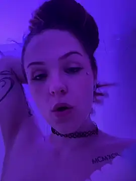 Порночат с BlaizeyBBy