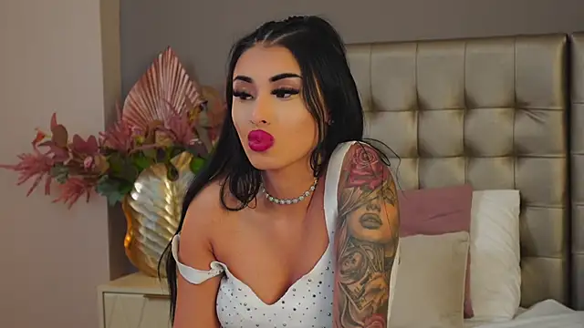 Порночат с YasminaFire
