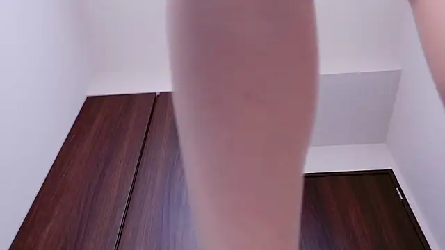 Mia--meow's Webcam Live Show