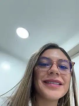alicee16's Webcam Live Show