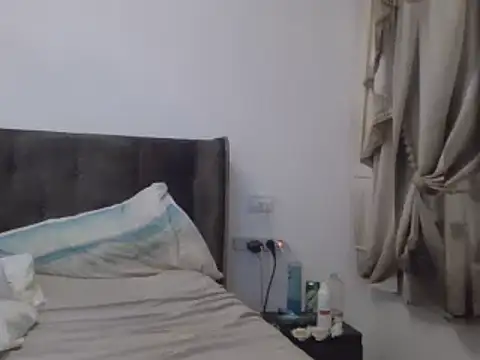 maayanlevi2's Webcam Live Show