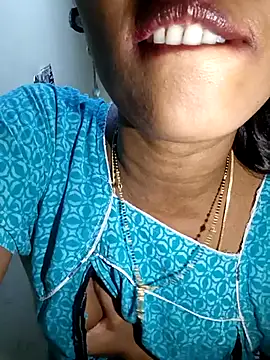 Kavya5500's Webcam Live Show