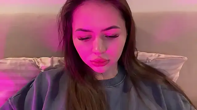 AlmaryKim's Webcam Live Show