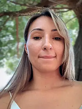 Порночат с LetsFunKARINA