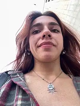 million_degrees's Webcam Live Show