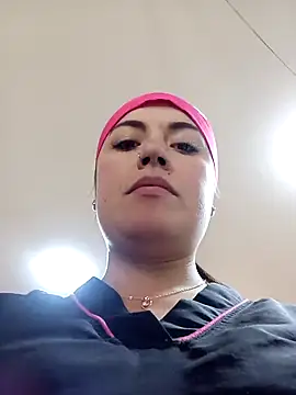 Lesly_10-'s Webcam Live Show