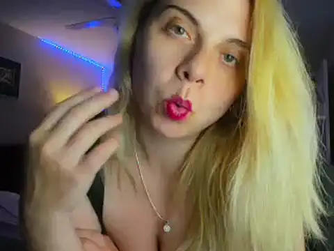 HappyIva's Webcam Live Show