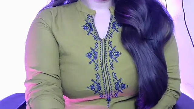 _Ayeshaa's Webcam Live Show