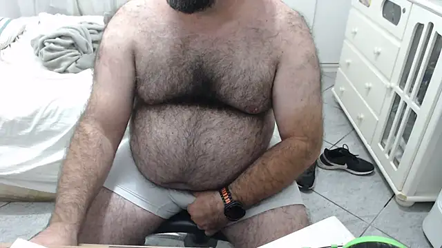 MysterBearMG's Webcam Live Show