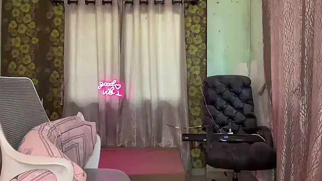 Порночат с Magical_fairyy