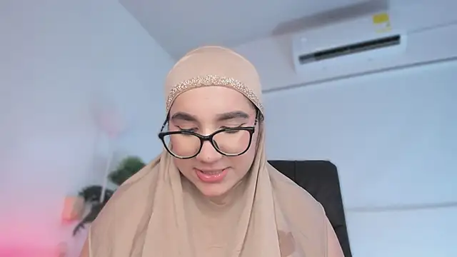 Порночат с Ayha_khalaf