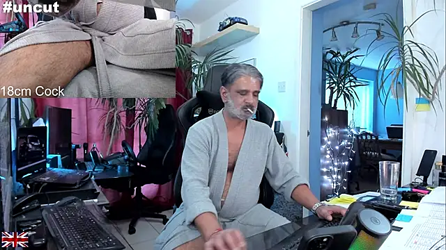 Порночат с OnlineBossUK
