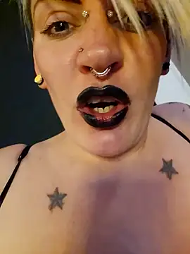 PinkTheHawk Webcam-Liveshow