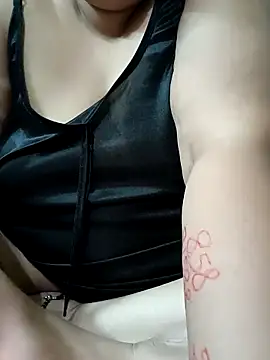 Порночат с Hotchubby009