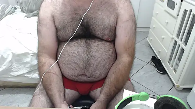 Порночат с MysterBearMG
