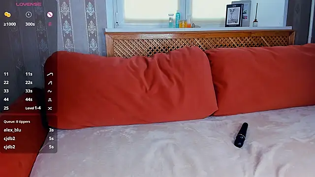 Порночат с MaudDwightv