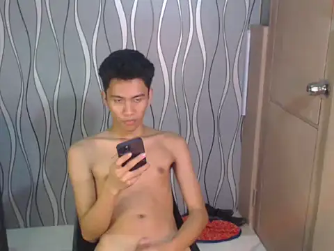 RoyalBlooded_Guy69x's Webcam Live Show