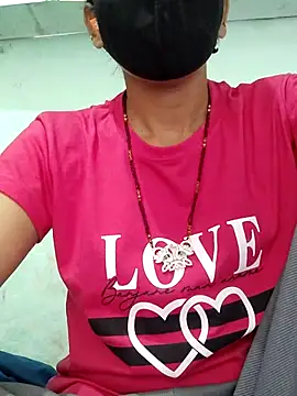 poojam93 Webcam-Liveshow
