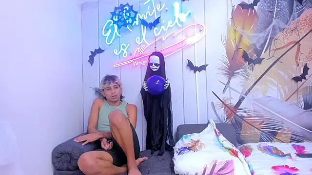 Meneaterss's Webcam Live Show