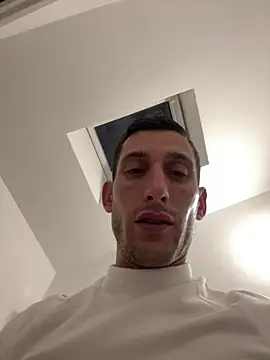 Gionnytav's Webcam Live Show