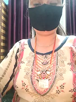 Aishwaryaa_69 Webcam-Liveshow