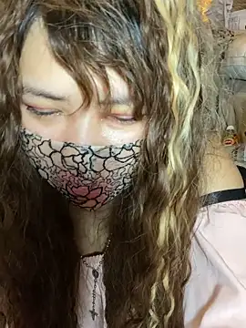 Порночат с xoxLILxMELOxox